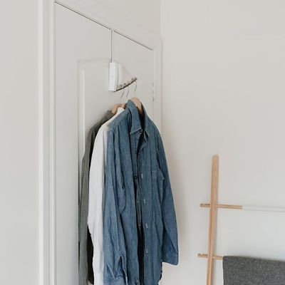 Umbra Flip Valet Hanging Hook image(6)