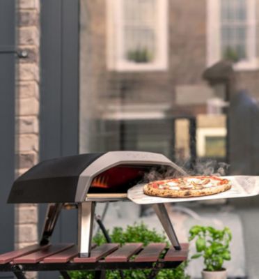 Ooni Koda Gas-Fired Outdoor Oven with Carrying Case and Pizza Peel - (Image 2)