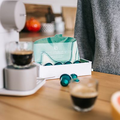 10 CRU Kafe Organic Decaf Recyclable Coffee Capsules  image(2)