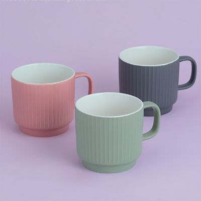 Mason Cash Embossed Line Mug Pink 400ml image(2)