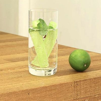 8 Kikkerland Reusable Ice Sticks for Chilling Drinks image(5)