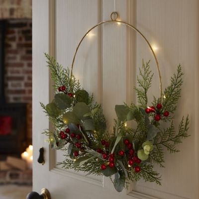 LED Festive Foliage Wreath Hoop Decoration image(2)