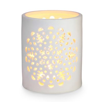 Lakeland Ceramic Snowflake Hurricane Lantern Lakeland