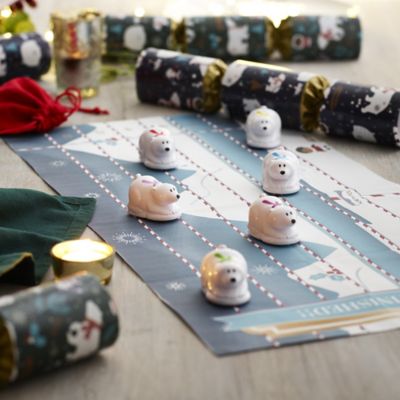 6 Lakeland Racing Polar Bear Crackers image(2)