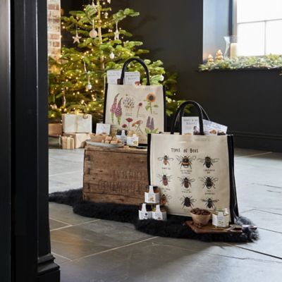 Lakeland Wildflowers Christmas Hamper Tote image(8)