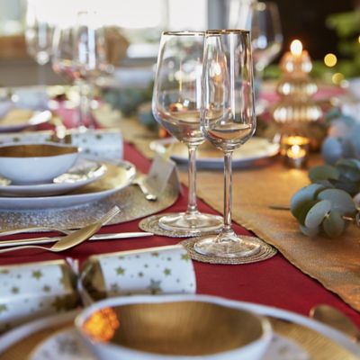 4 Lakeland Gold Rim Wine Glasses 490ml image(3)