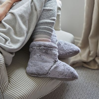 Grey Faux Fur Microwavable Slippers image(2)