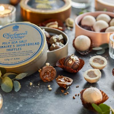 Charbonnel et Walker Milk Sea Salt Billionaire’s Shortbread Truffles 125g image(4)