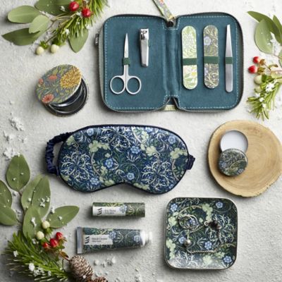 V&A Compact Mirror in Gift Box image(2)