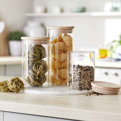 Lakeland Glass Storage Jar with Bamboo Lid – 600ml image(2)