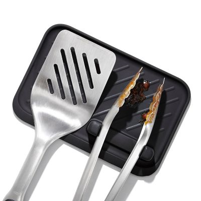OXO Good Grips Barbecue Tools – Grilling Turner and Tong Set image(9)
