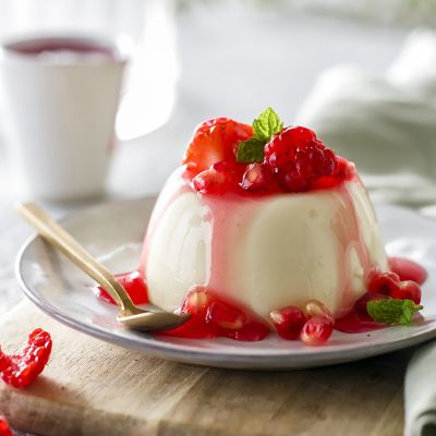 Macphie Panna Cotta Dessert Mix 1 Litre image(2)