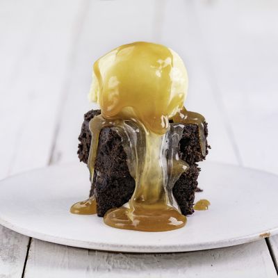 Macphie OTT Salted Caramel Dessert Topping 500g image(2)