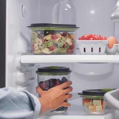 2 FoodSaver Containers 700ml and 1.2 Litre image(6)