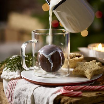 3 Rudolph Hot Chocolate Marshmallow Melts - 3 x 50g  image(4)