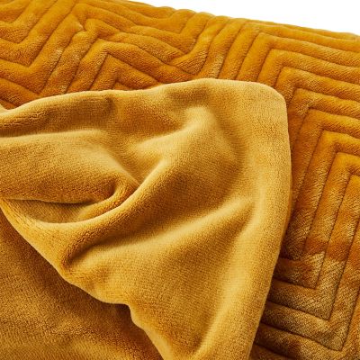 Dreamland Herringbone Pattern Mustard Heated Throw image(6)