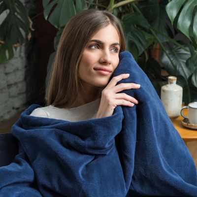 Dreamland Velvety Electric Heated Throw Navy 120 x 160cm image(2)