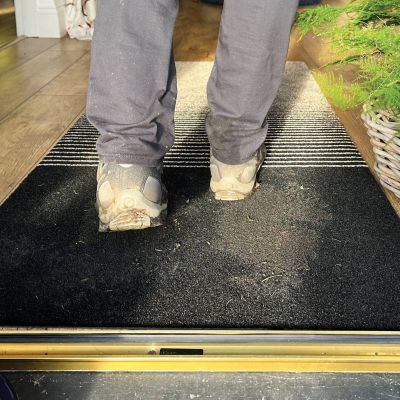 Easy Clean 3-Step Multi Scraper Doormat image(9)