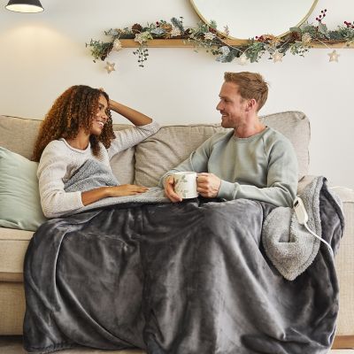 StaySnug Sherpa XL Heated Throw Charcoal image(2)