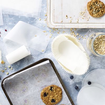 Lakeland Baking Parchment 1lb Deep Loaf Tin Liners x 40 - (Image 2)