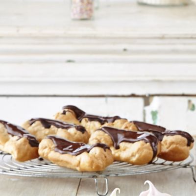 Great British Bake Off Eclair Template Mat image(2)