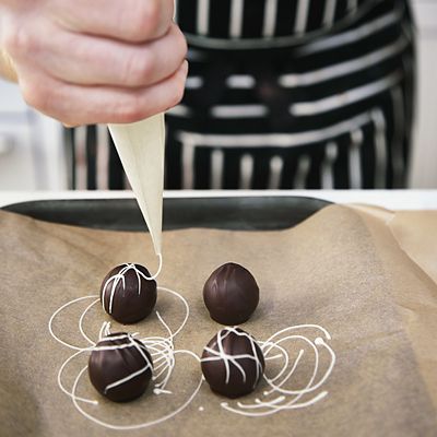 20 Heat Resistant Piping Bags - (Image 3)