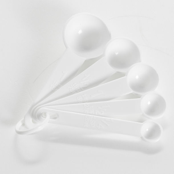 Lakeland Value 5 Plastic Measuring Spoons Set image(1)