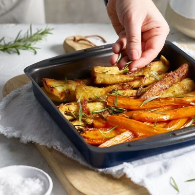 Lakeland Square Roasting Tin - (Image 2)