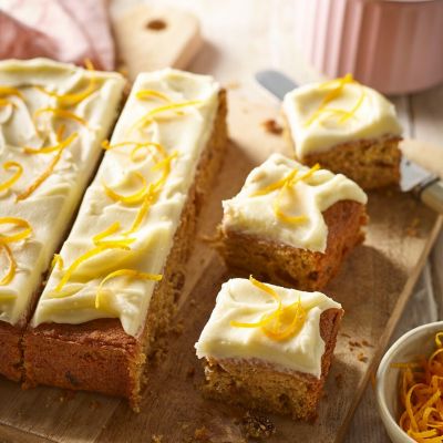 Lakeland Brownie Traybake Tin image(8)