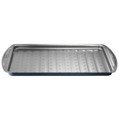 Oven crisper clearance tray