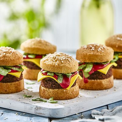 Lakeland 12 Hole Loose Based Mini Sandwich Tin image(8)