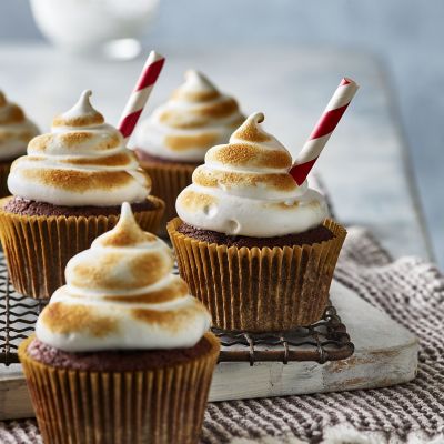 Lakeland 12 Hole Shallow Bun Tin alt image 5