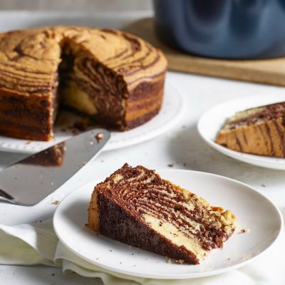 Lakeland Loose Based Deep Round 20cm Cake Tin image(8)