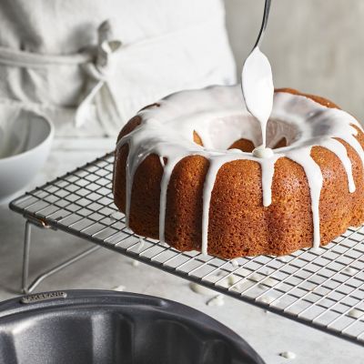 Lakeland Fluted Cake Ring image(2)