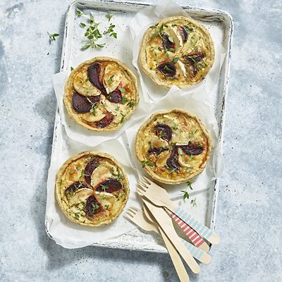 Lakeland Loose Based Mini Flan, Tart & Quiche Tins x 4 alt image 2
