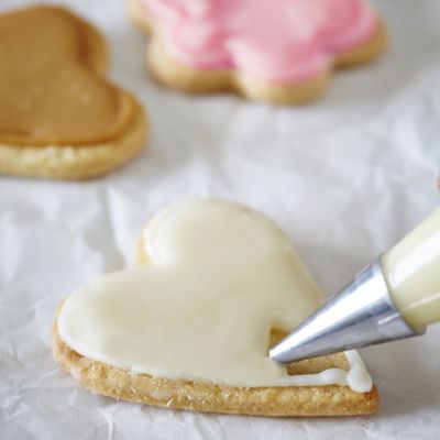 Renshaw Lemon Flavour Microwave Fondant Icing image(3)