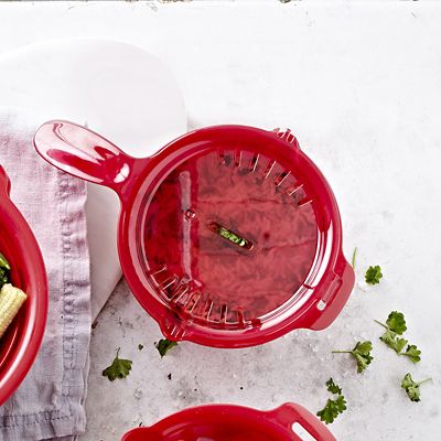 Microwave Cookware Stain Proof - Red Lidded Saucepan 0.9L - (Image 2)