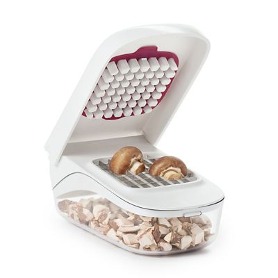 OXO Good Grips Vegetable Chopper image(1)