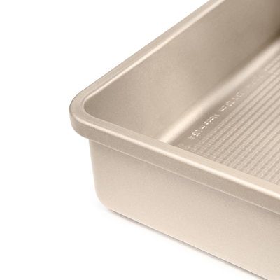 OXO Good Grips Non-Stick Pro 23cm Square Cake Tin image(3)