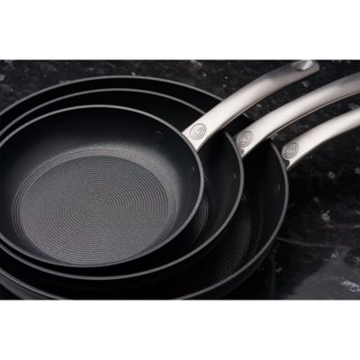Circulon Ultimum 30cm Frying Pan image(6)
