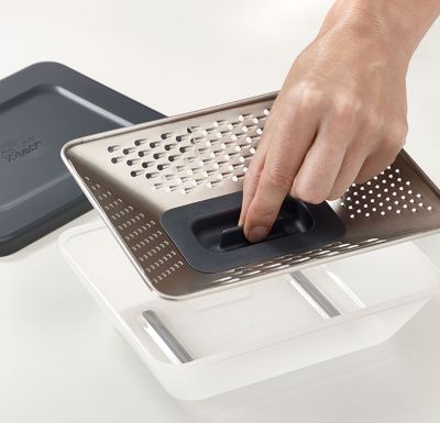 Joseph Joseph Prism 4-in-1 Box Grater image(3)