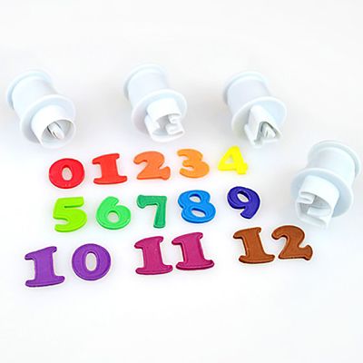 Cake Star Easy Number Cutters image(1)