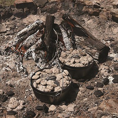 Lodge Cast Iron Camp Deep Dutch Oven 30cm alt image 3