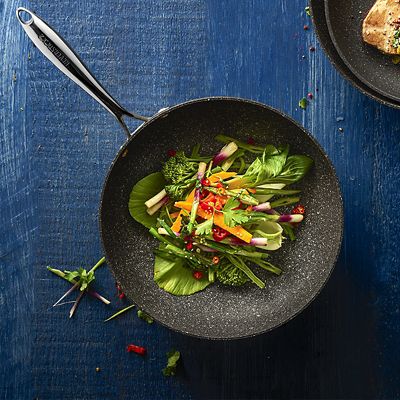 Eaziglide Neverstick2 28cm Open Wok and Frying Pan image(5)