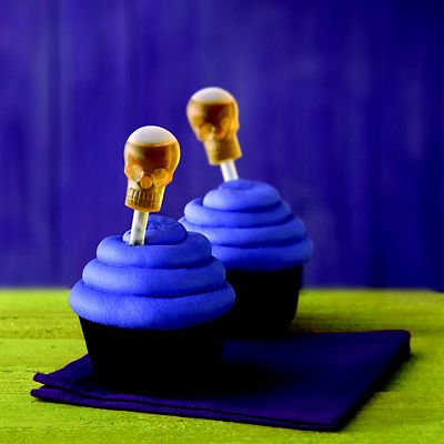 Wilton Halloween Skull Shot Toppers and Cupcake Cases image(2)