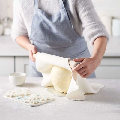 Medium Hemisphere Cake Pan image(4)