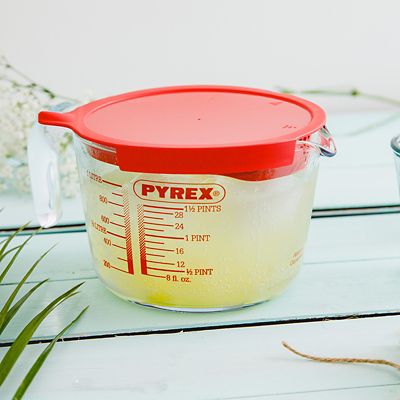 Pyrex 1L Lidded Measuring Jug image(6)