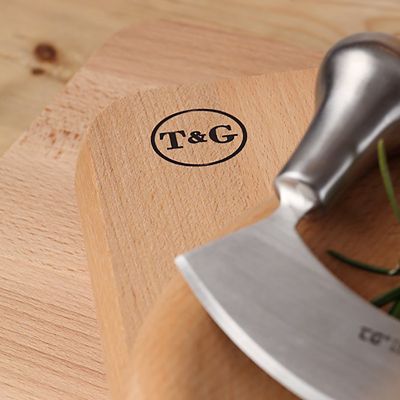 T&G Beech TV Chef's Chopping Board Large image(3)