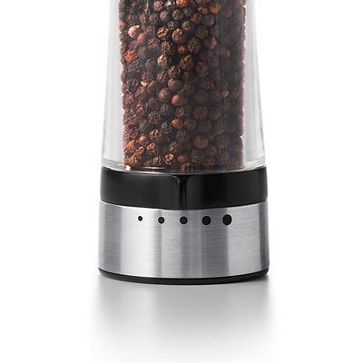 OXO Good Grips Grinder Shaker image(4)
