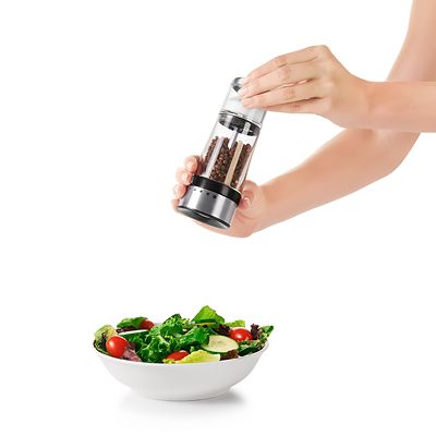 OXO Good Grips Grinder Shaker image(5)